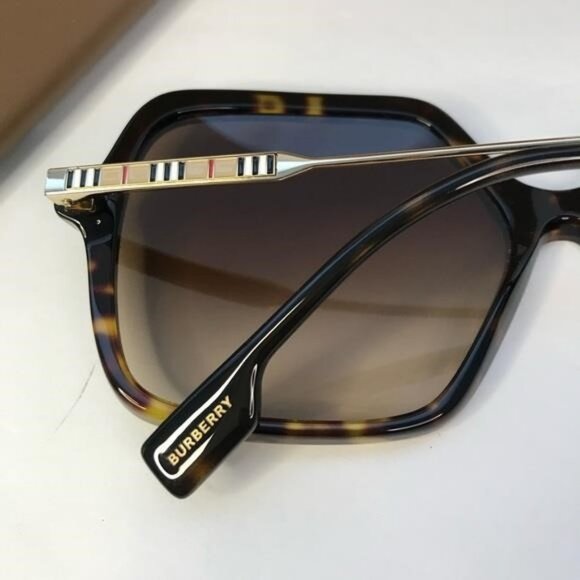 💯 - New Authentic Burberry Brown Gradient Square Ladies Sunglasses BE4324 - Picture 4 of 14